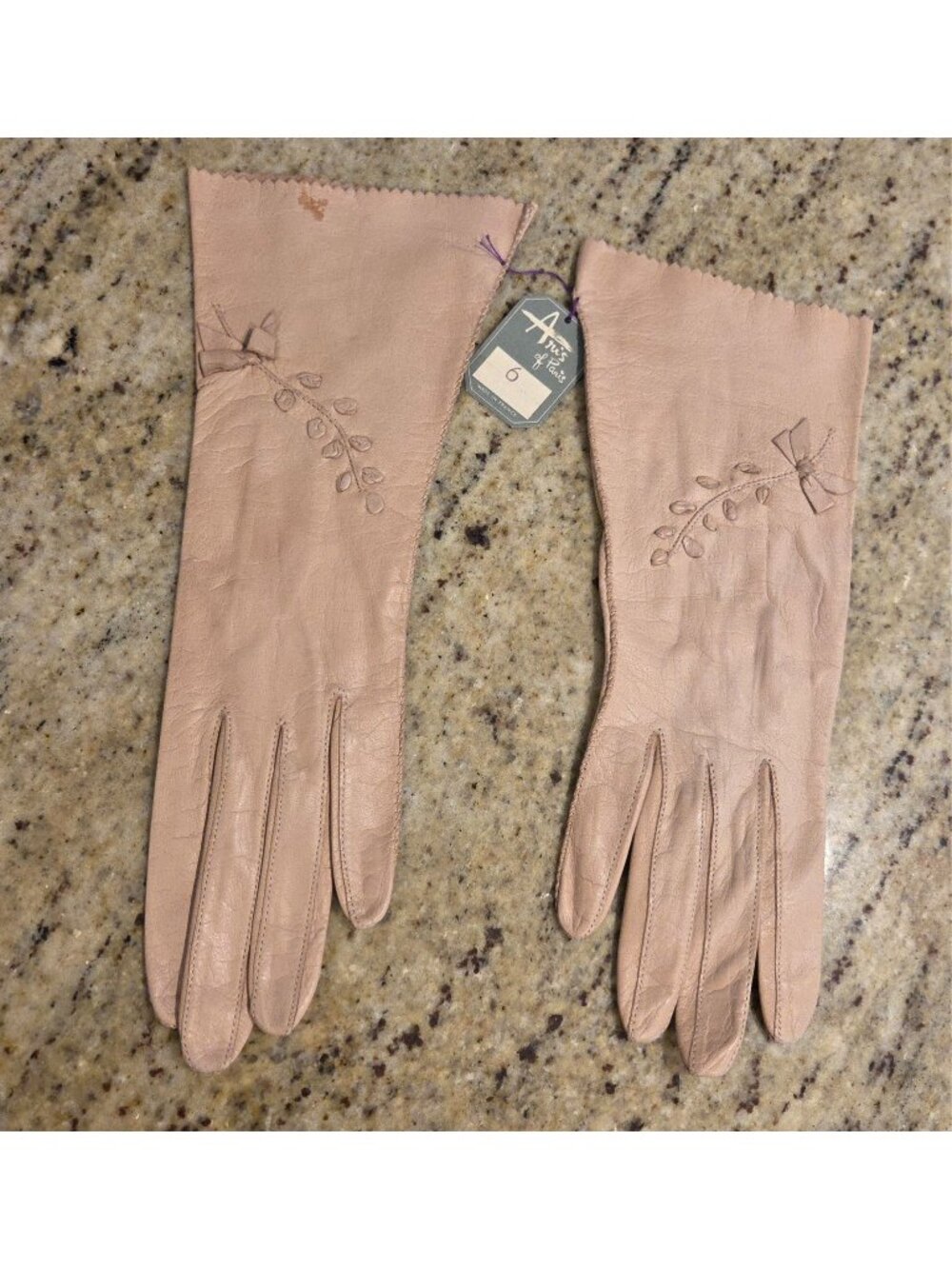 New! Vintage Women Size S XS Beige Soft Kid Leather Formal Gloves 3D Flower Bow